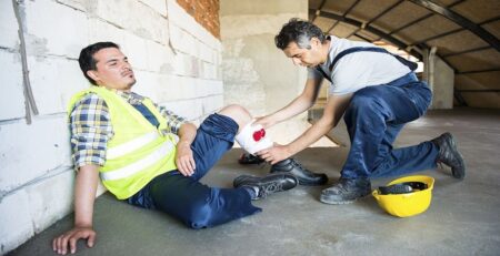 Man On-Duty Got Injured and Co-Worker Rush to Help Him