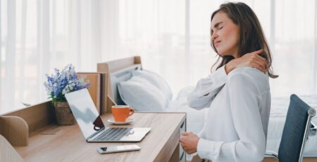 Chiropractor Treatment for Shoulder Pain